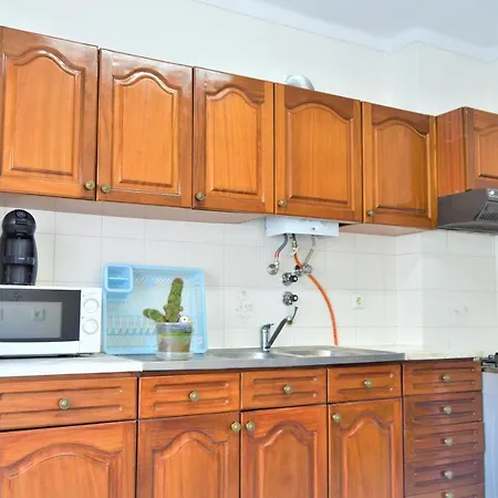 T2 Ashram - 100 Meters Beach Apartment Quarteira