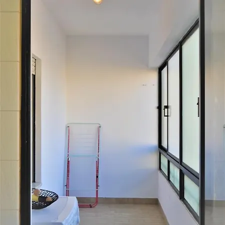 T2 Ashram - 100 Meters Beach Apartment Quarteira