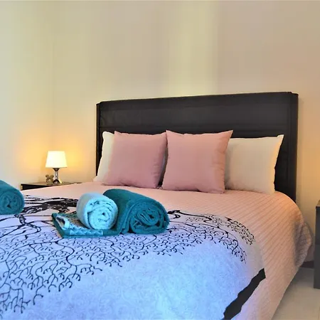 Apartment T2 Ashram - 100 Meters Beach *