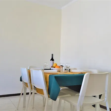 Apartamento T2 Ashram - 100 Meters Beach *