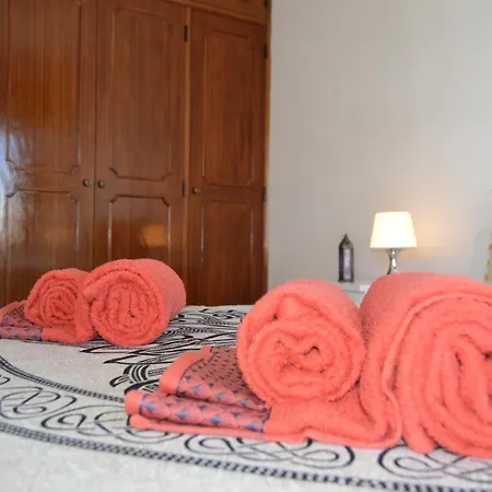 T2 Ashram - 100 Meters Beach *