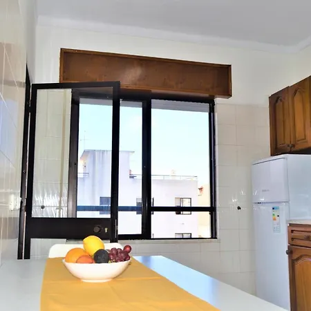 T2 Ashram - 100 Meters Beach * Quarteira